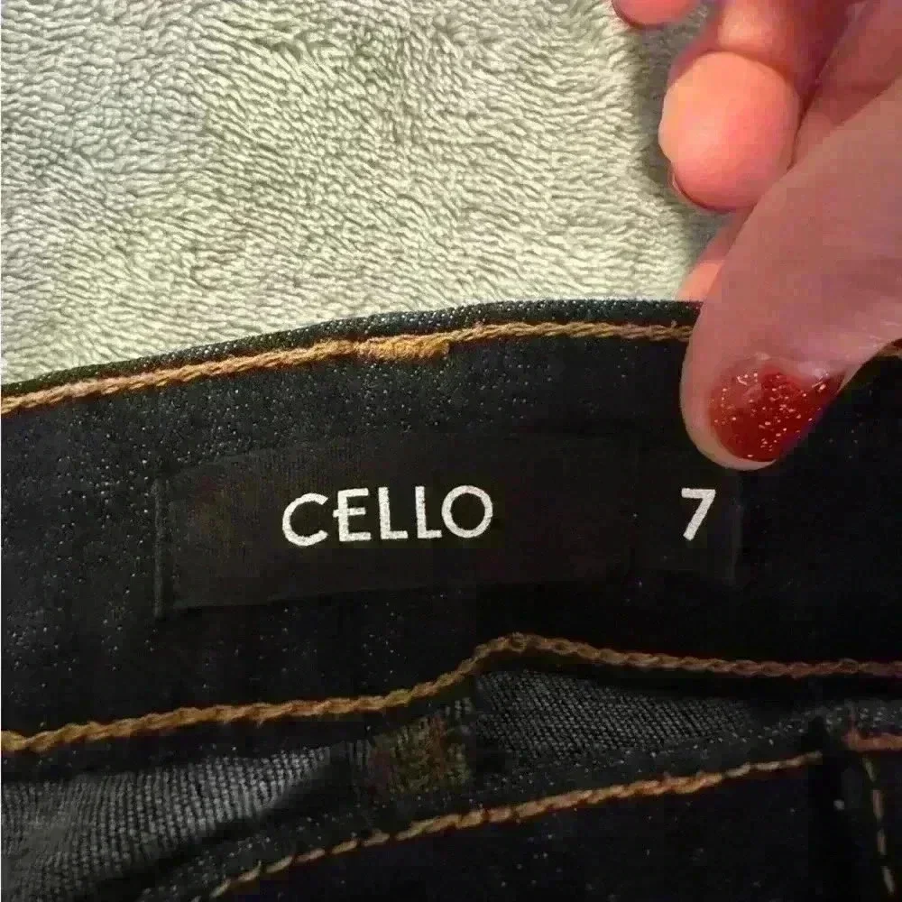 Juniors Dark Denim Cello Jeans